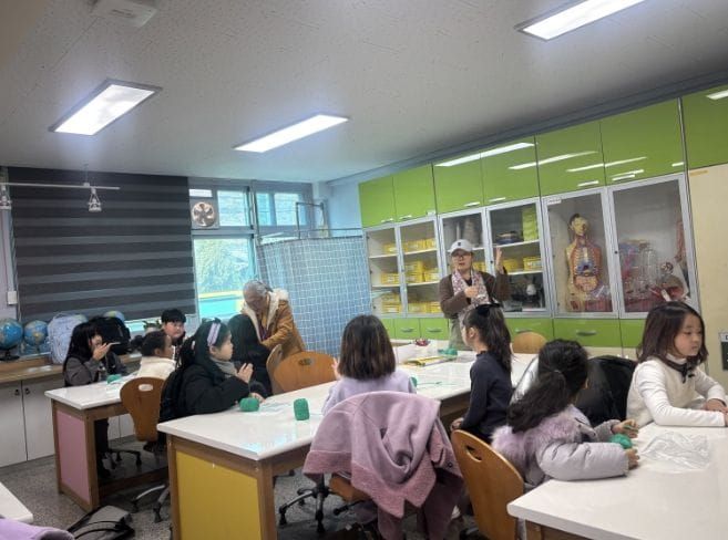 “학교 끝나면 농장으로 출석해요” 부여군, 온돌봄 연계 농촌체험 프로그램 운영 post image