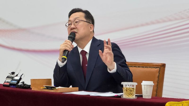 "무능 무책임, 4년 실체 드러날 것"… 이장우 대전시장, 선거 출마와 동시에 두 전임 시장 정면 공격 post image