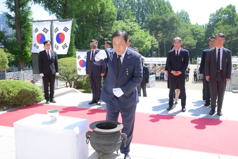 "호국영웅의 숭고한 희생 정신 이어갈 것" post image