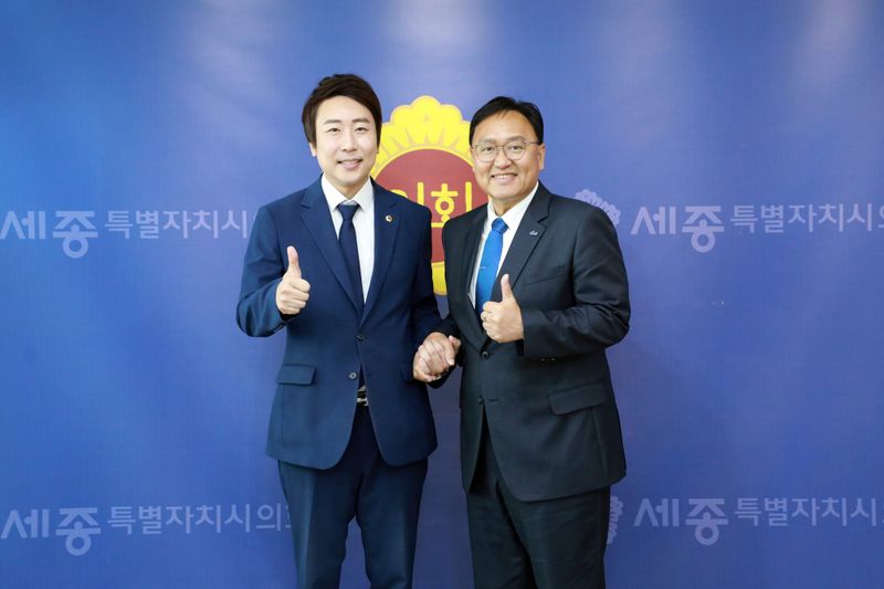 세종시의회 임채성 의장, 조상호 시장 당선인과 차담 post image