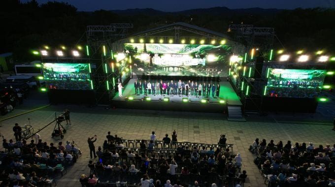 “부여 궁남지, 빛·음악·불꽃이 어우러진 서동연꽃축제의 서막 올리다” post image