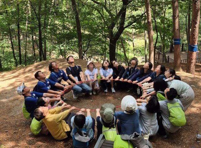 세종시교육청, 숲에서 채운 상담(교)사의 회복, 학생 마음건강을 지키는 힘으로 post image