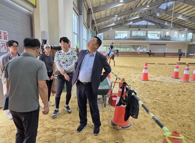 구본환 대전시의원, 복용승마장 현장점검 post image