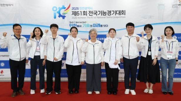 강미애 세종시교육감, “기술로 꿈을 펼치는 학생들의 도전을 응원합니다” post image