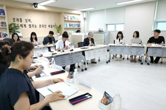 강미애 세종교육감, 세종캠퍼스고·온세종학교 찾아 현장 목소리 청취 post image
