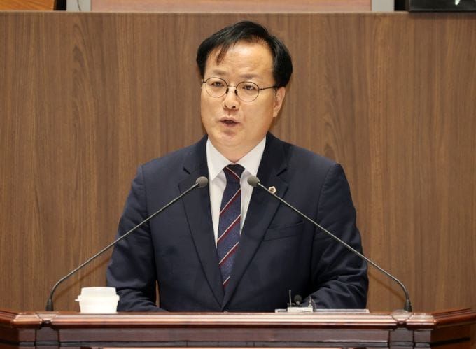 충남도의회 조동준 의원 “충남 재정위기 타개, 재정운용 대전환 촉구” post image