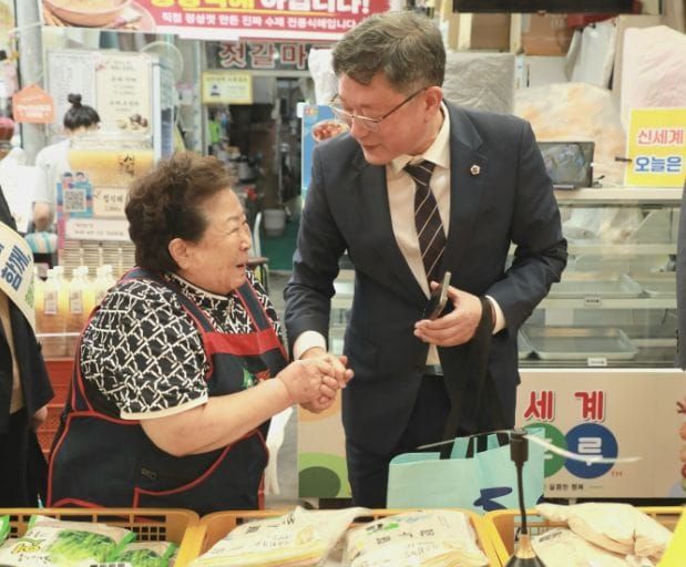 전통시장부터 국회까지… 세종시의회, 추석 맞이 민생·정책 행보 이어가 post image