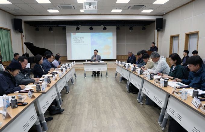 충남도 ‘서해의 독도’ 찾고 섬비엔날레 점검 post image