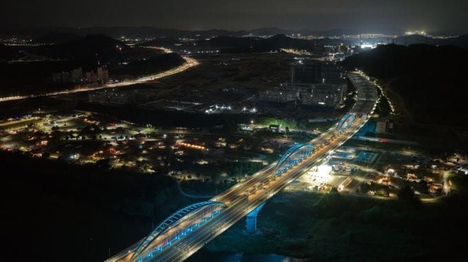 300대 캠핑카 늘어선 장관... 합강캠핑장, 전국 캠핑족 열광시켰다. post image