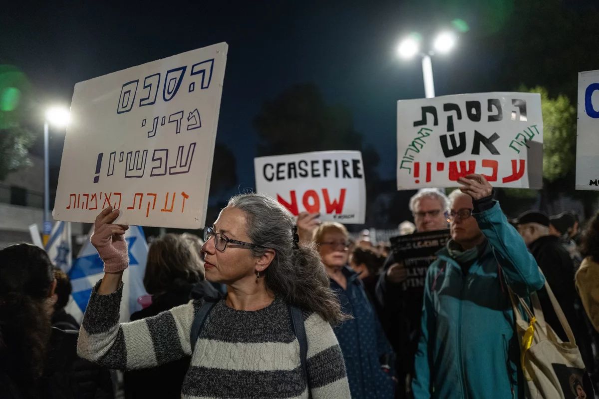 Protestors from the Mother's Cry Group, Israel December 2024.