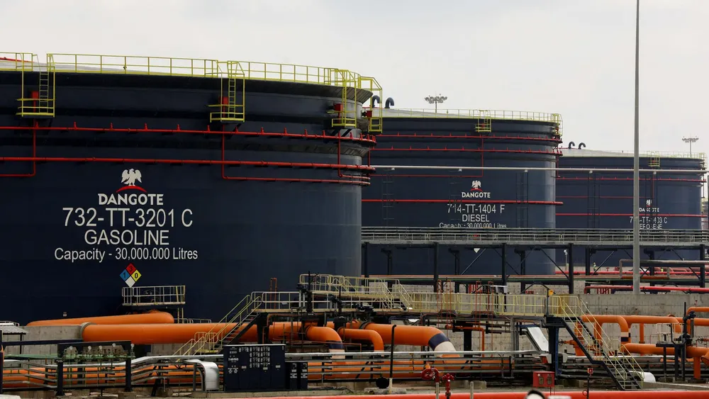 La refinería nigeriana de Dangote garantiza un respaldo de 1.000 millones de dólares de cara a su salida a bolsa