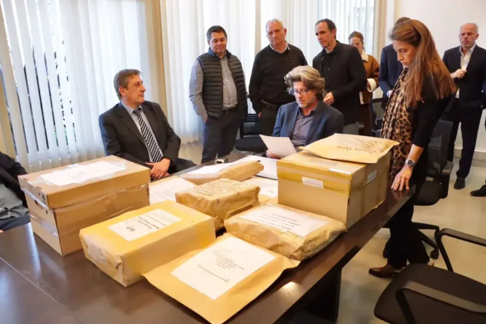 Neuquén recibió ofertas por ocho áreas y busca extender el desarrollo de Vaca Muerta
