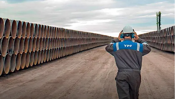 YPF proyecta una cartera de inversiones por $154.100 millones bajo el esquema RIGI para transformar Vaca Muerta