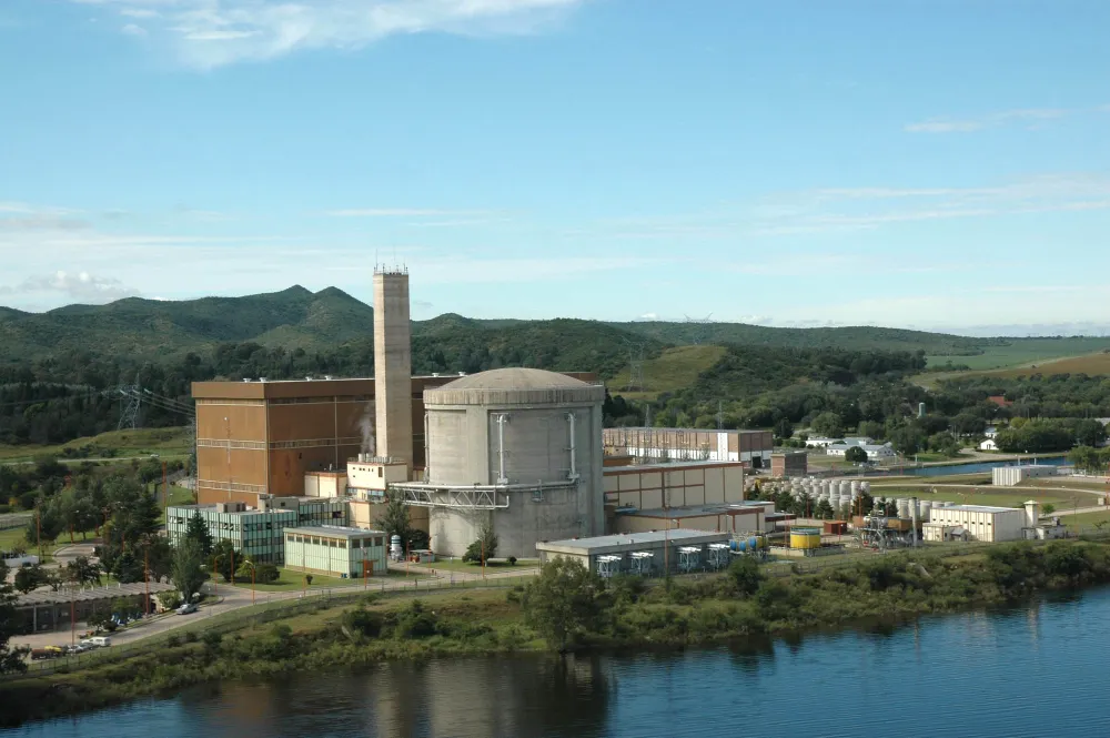 Argentina inicia parada programada en Central Nuclear Embalse tras extender intervalo entre mantenimientos y suma disponibilidad eléctrica