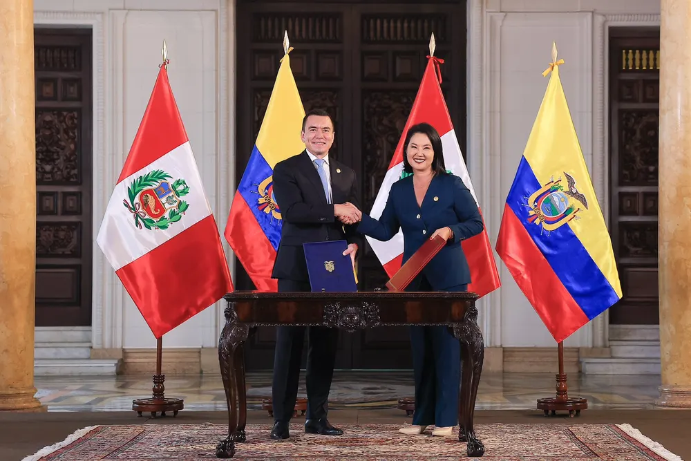 Ecuador reactiva exportaciones a Perú con la venta de 16,2 millones de barriles de crudo Oriente para abastecer a la Refinería de Talara