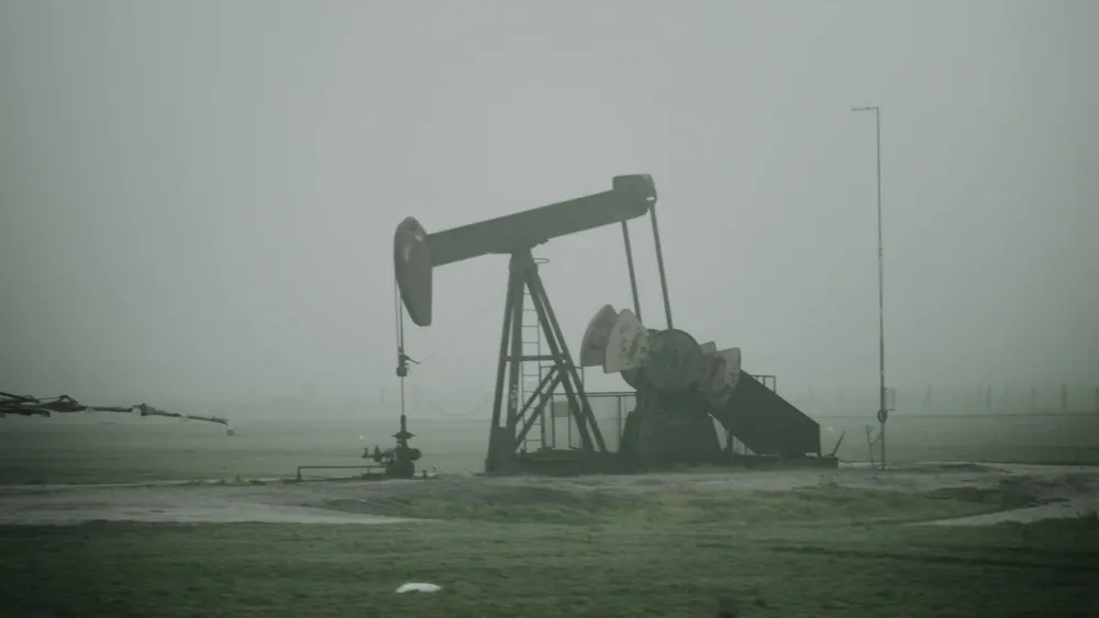 Los Ángeles aprueba por unanimidad la prohibición de la extracción de petróleo y gas y el cierre gradual de 600 pozos activos