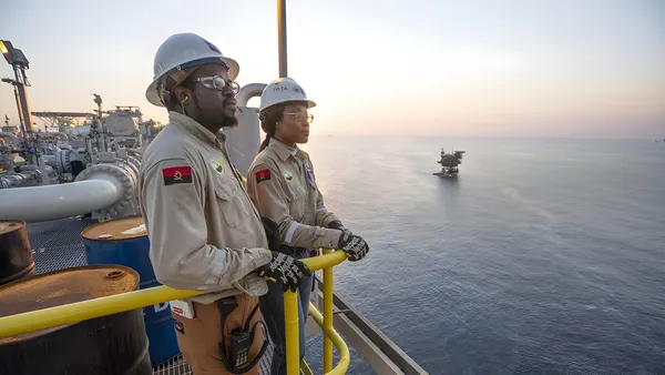 Chevron reporta un nuevo hallazgo de petróleo y condensado en aguas someras de Angola