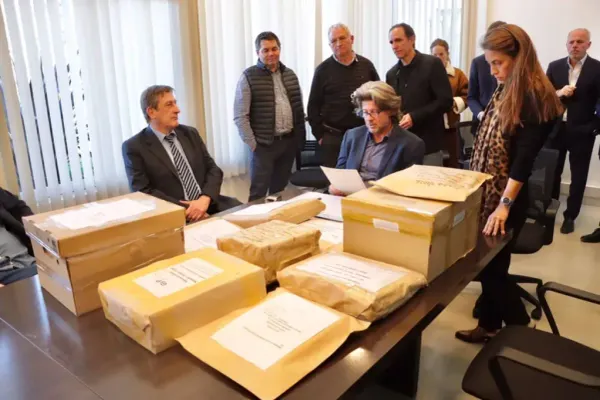 Neuquén recibió ofertas por ocho áreas y busca extender el desarrollo de Vaca Muerta