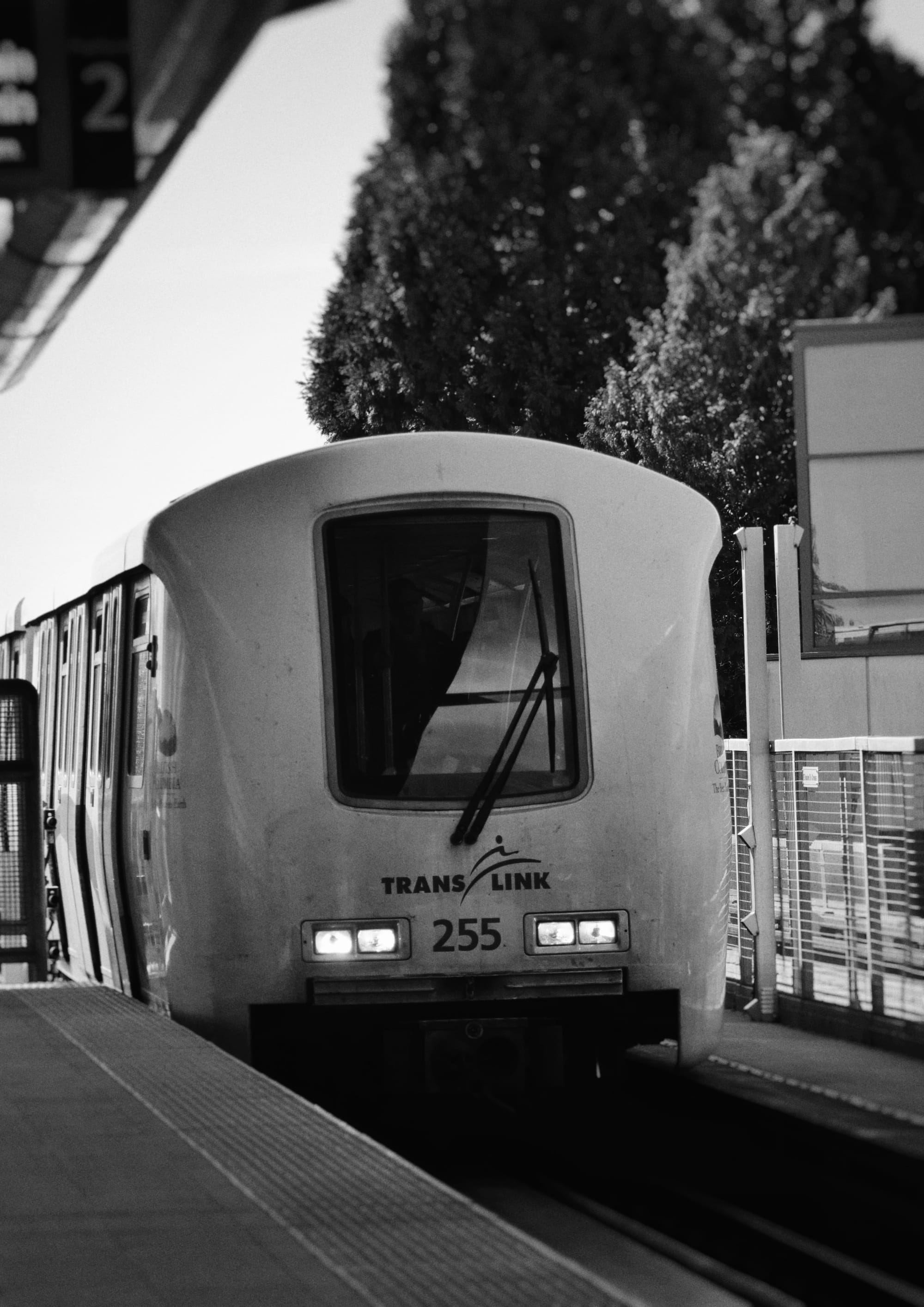 YUUKI EDGE — Issue #2 WEEKLY INTEL Healthcare AI Intelligence — Curated by Victor