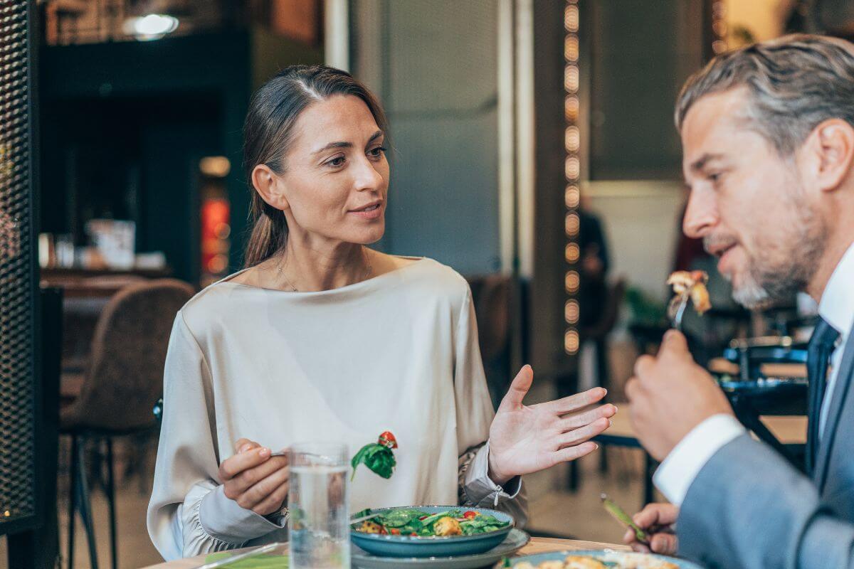 book restaurant apps for business travel