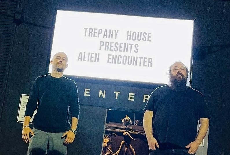 The Creators of ‘Alien Encounter’ on Reviving a Terrifying ’90s Theme Park Attraction as a Stage Show
