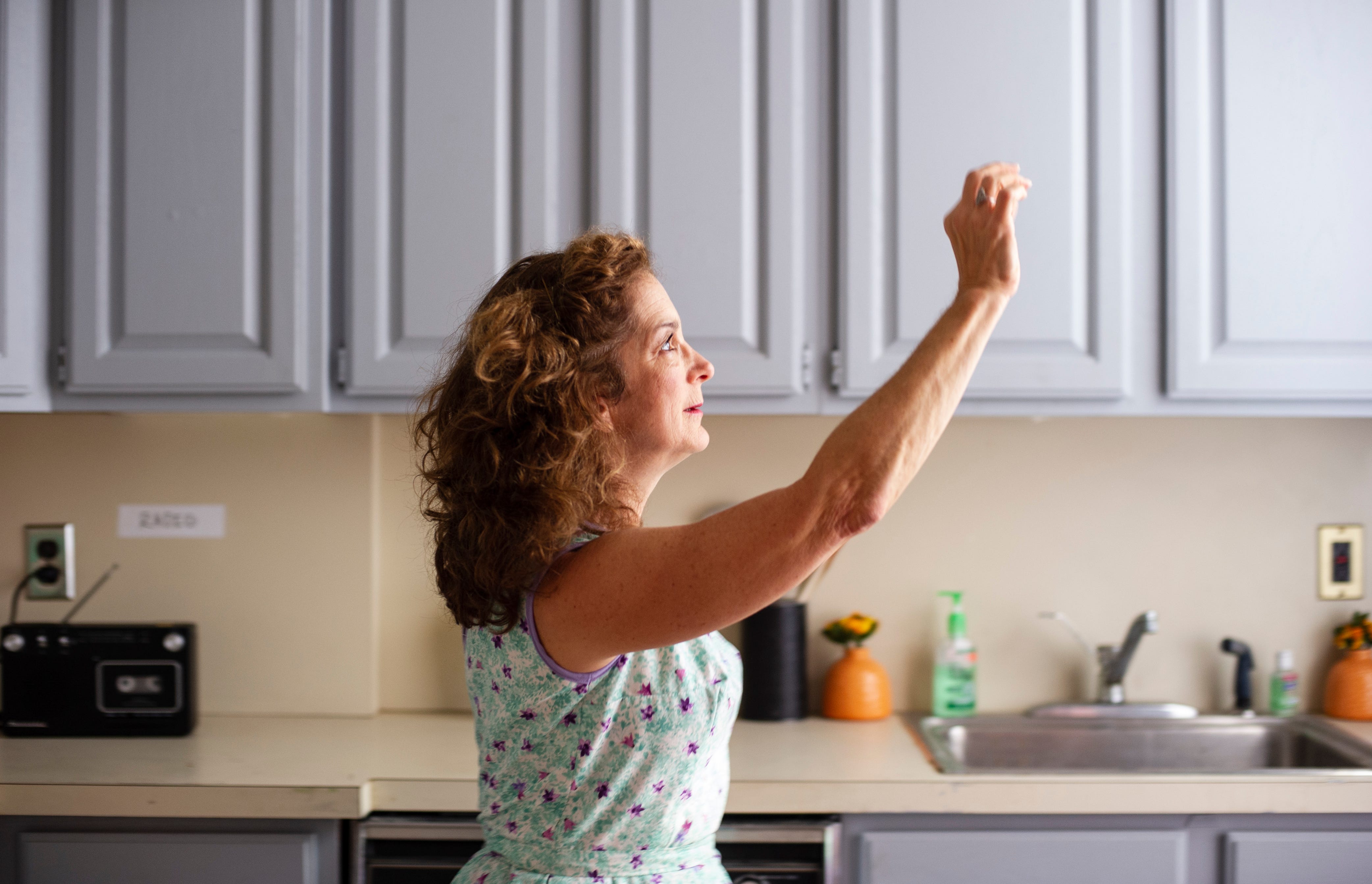 Travel the Labyrinths of Memory in Linked Dance Theatre’s ‘Remembrance’ (The NoPro Review)