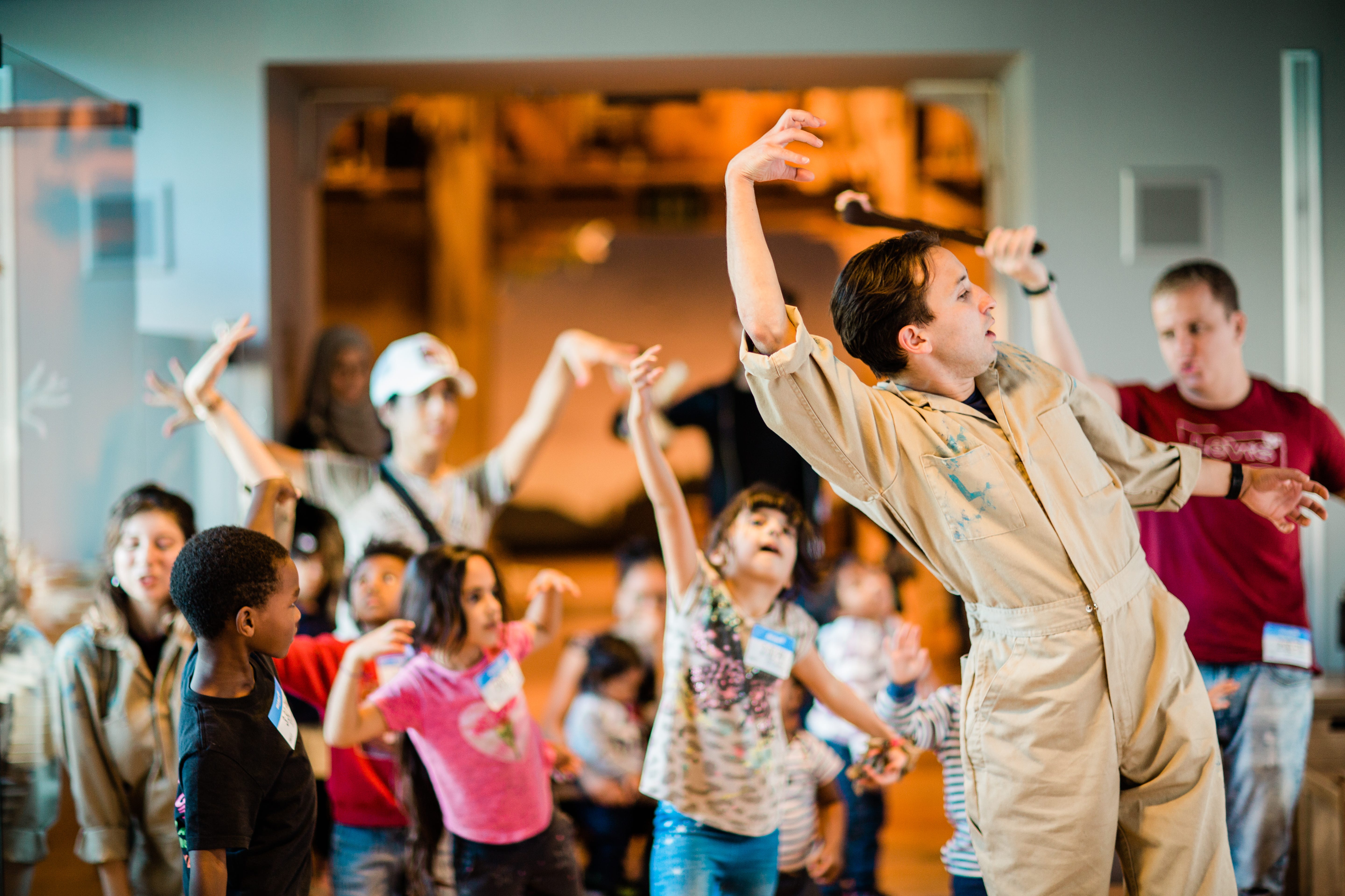 LA: The Builder and the Dove