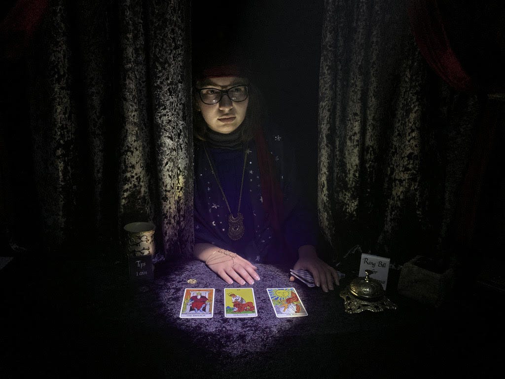 ‘The Fortune Teller’ Throws A Wild Card into the Escape Game Genre (Review)
