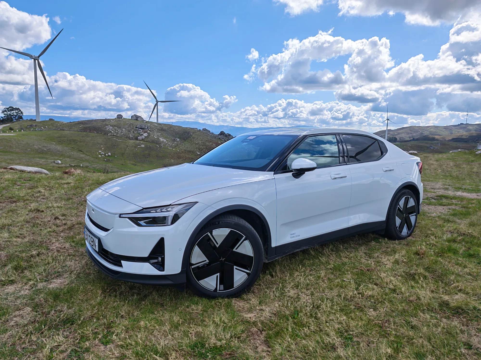 Polestar 2 (Review): Android Automotive no seu melhor!