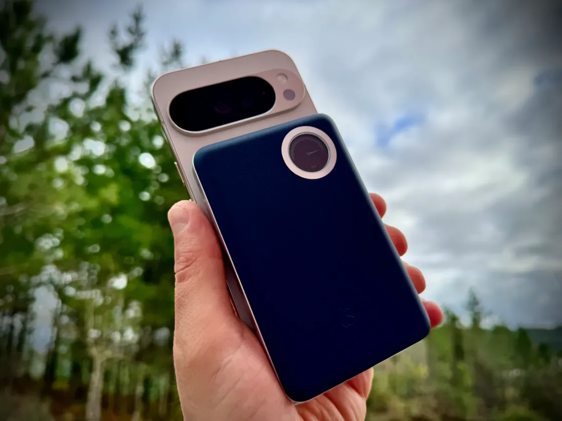 Carregamento sem fios Qi2 no Pixel 10 Pro XL.