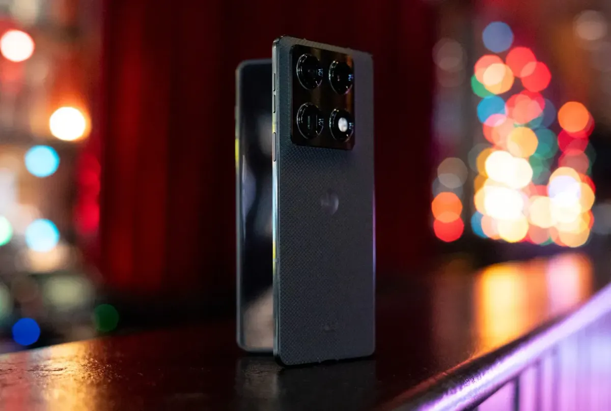Motorola Razr Fold é anunciado. O que esperar deste dobrável?