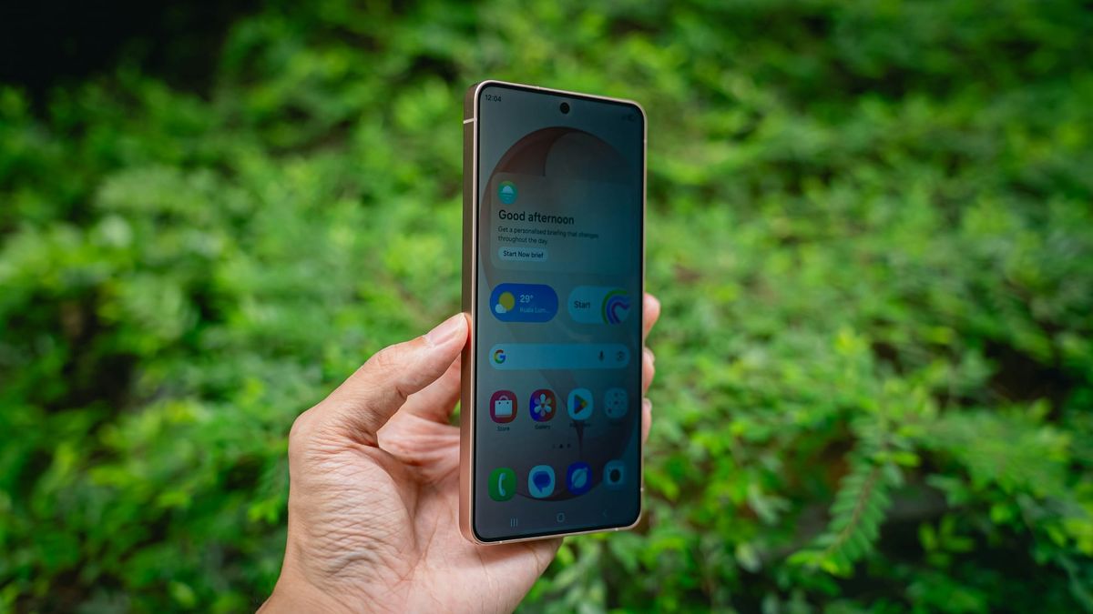 Samsung Galaxy S27 Ultra pode ganhar Privacy Display mais inteligente