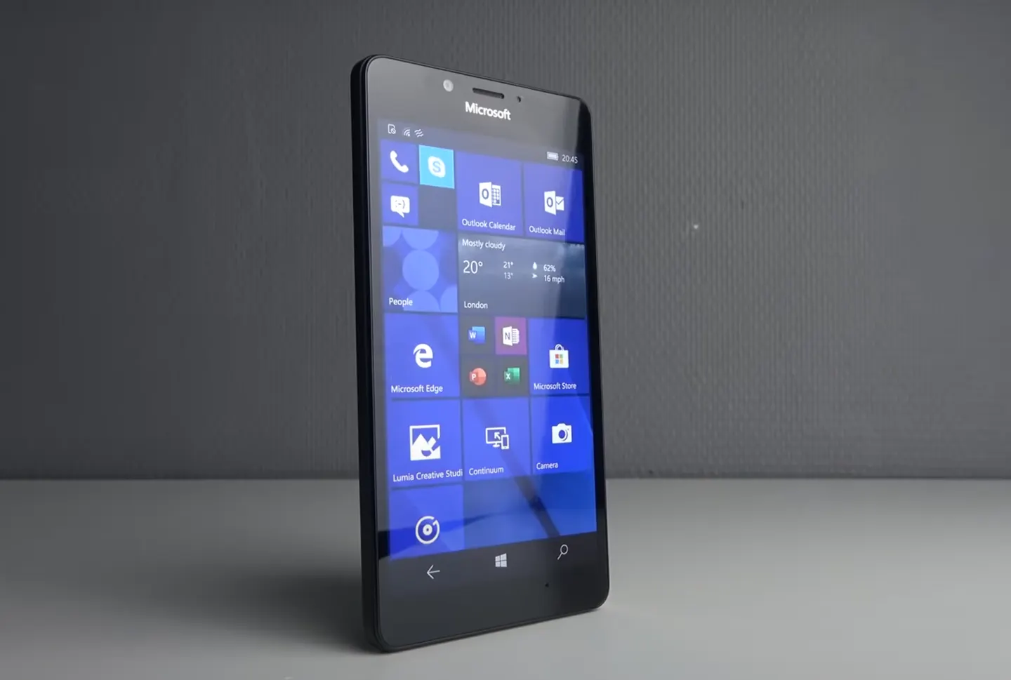 Saudades do Windows Phone? Esta app devolve o design clássico ao teu Android
