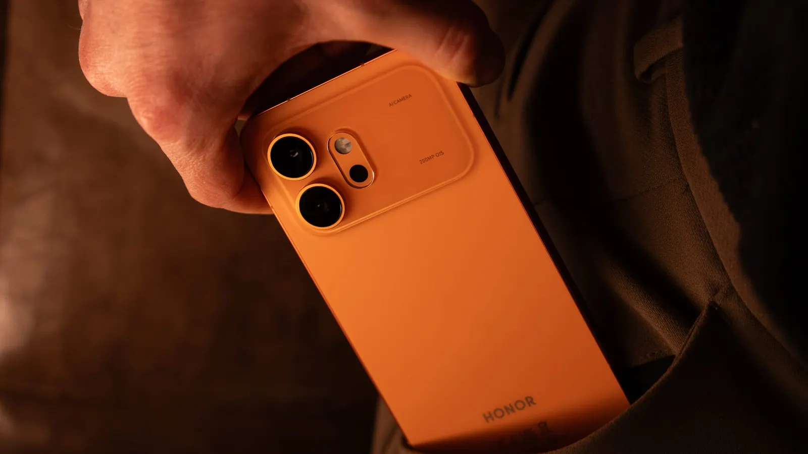 HONOR 600 chega a Portugal: o gama média com argumentos de topo de gama!