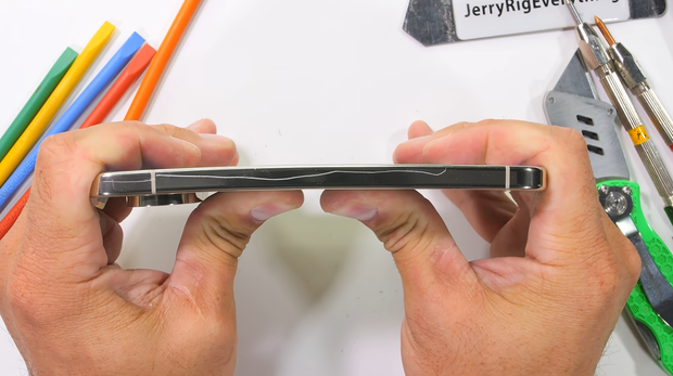 Google Pixel 11 Pro XL passa por teste de durabilidade