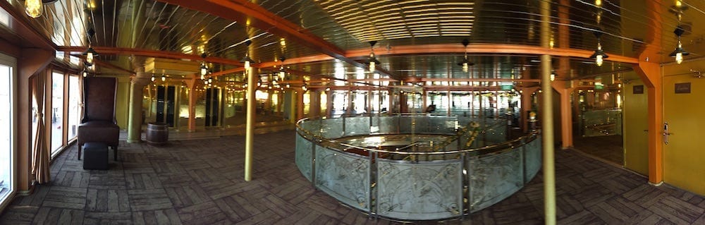 Inside the Vintage Luxury Yacht Hotel, Yangon (Rangoon), Myanmar (Burma) — where is everyone?