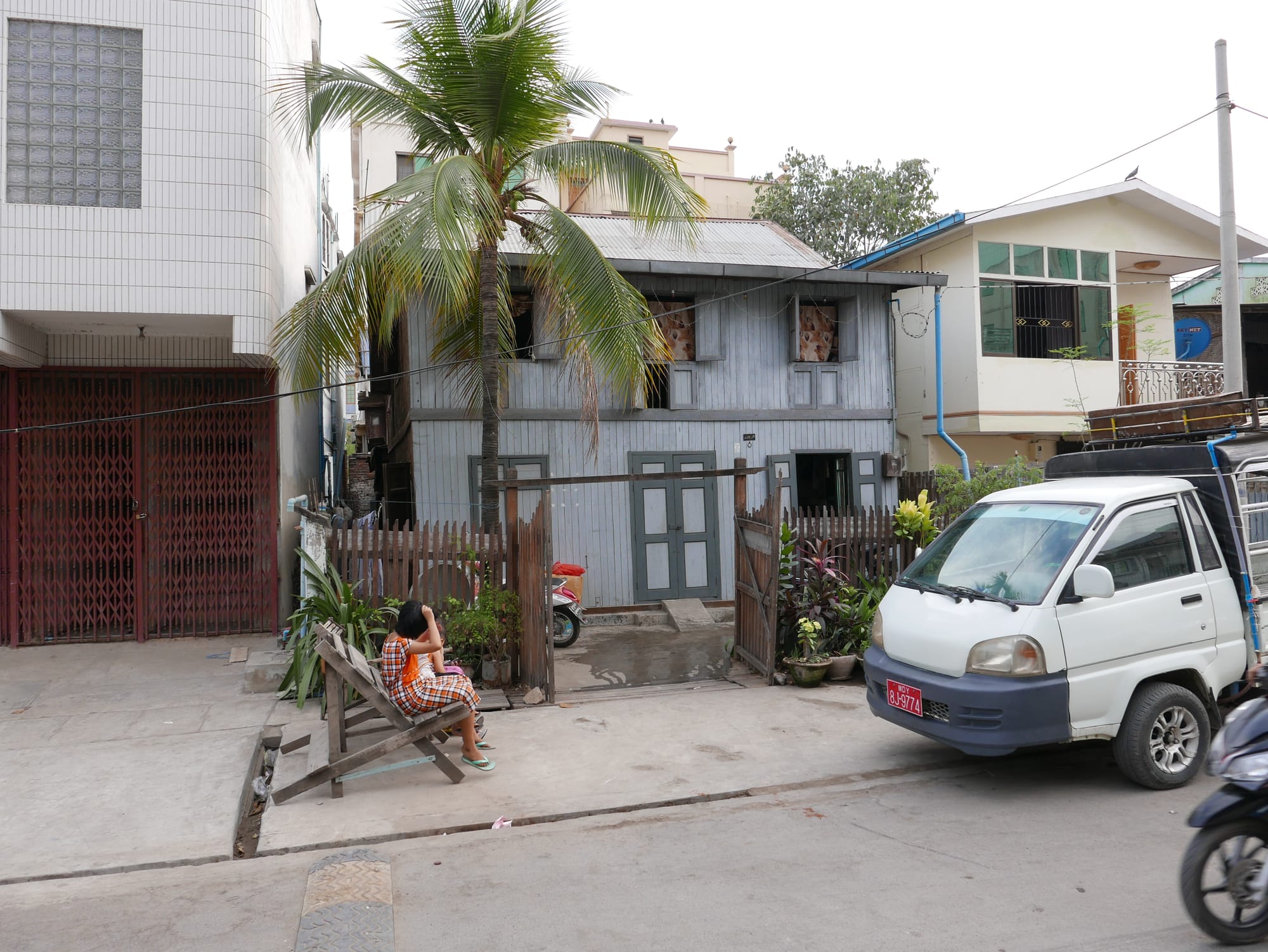 Photo by Author — a small house that seemed out of place