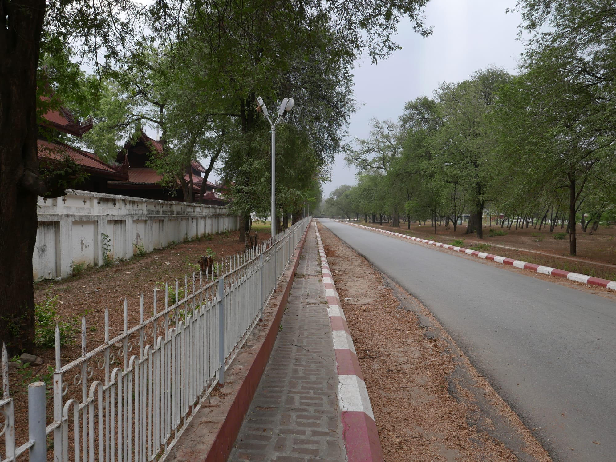 Photo by Author — the palace perimeter road — where is everyone?