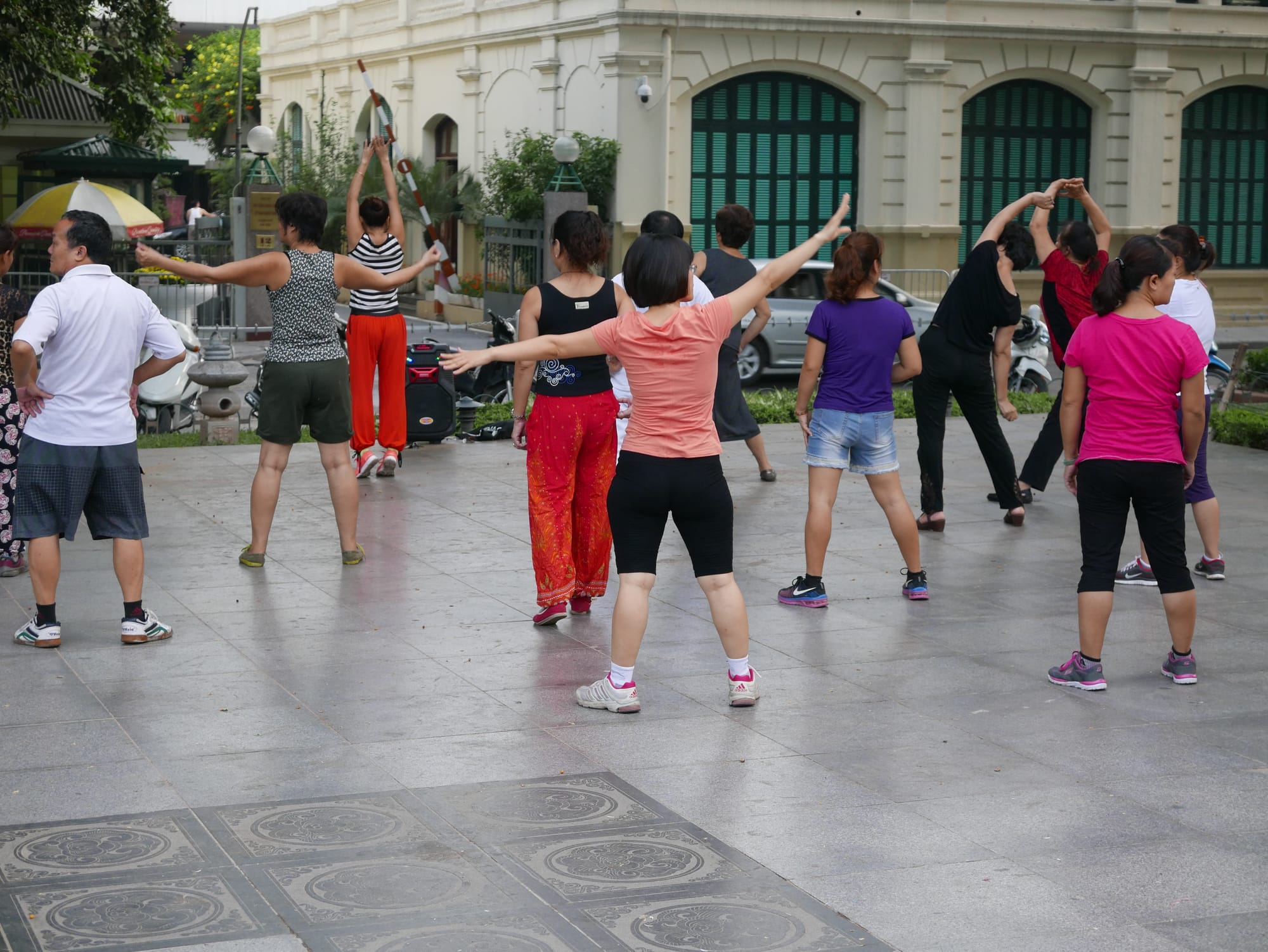 Photo by Author — Hồ Hoàn Kiếm (Hoan Kiem Lake), Đinh Tiên Hoàng (Lê Thái Tổ), Hoàn Kiếm, Thành Phố Hà Nội, Hanoi, Vietnam