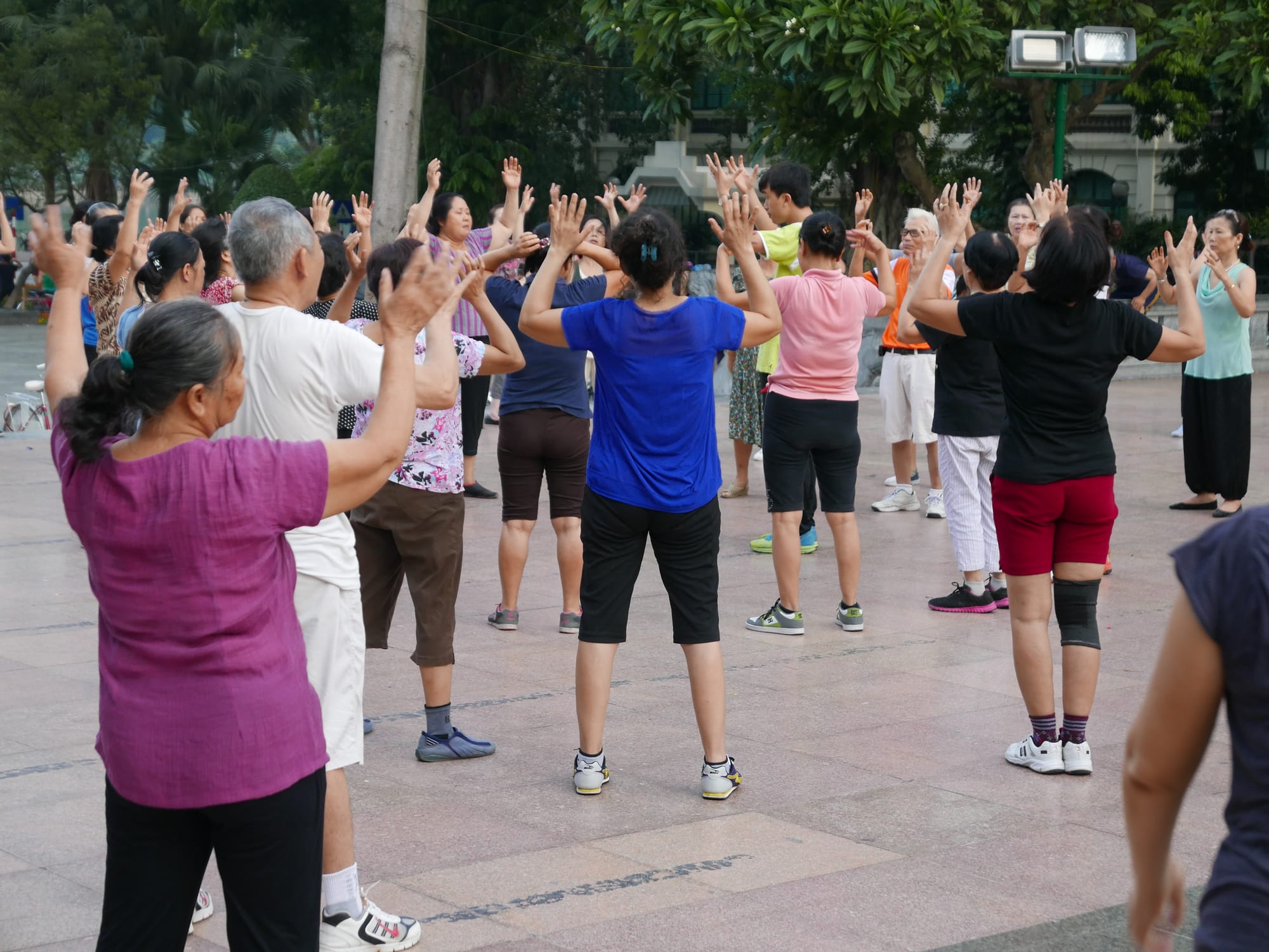 Photo by Author — Hồ Hoàn Kiếm (Hoan Kiem Lake), Đinh Tiên Hoàng (Lê Thái Tổ), Hoàn Kiếm, Thành Phố Hà Nội, Hanoi, Vietnam