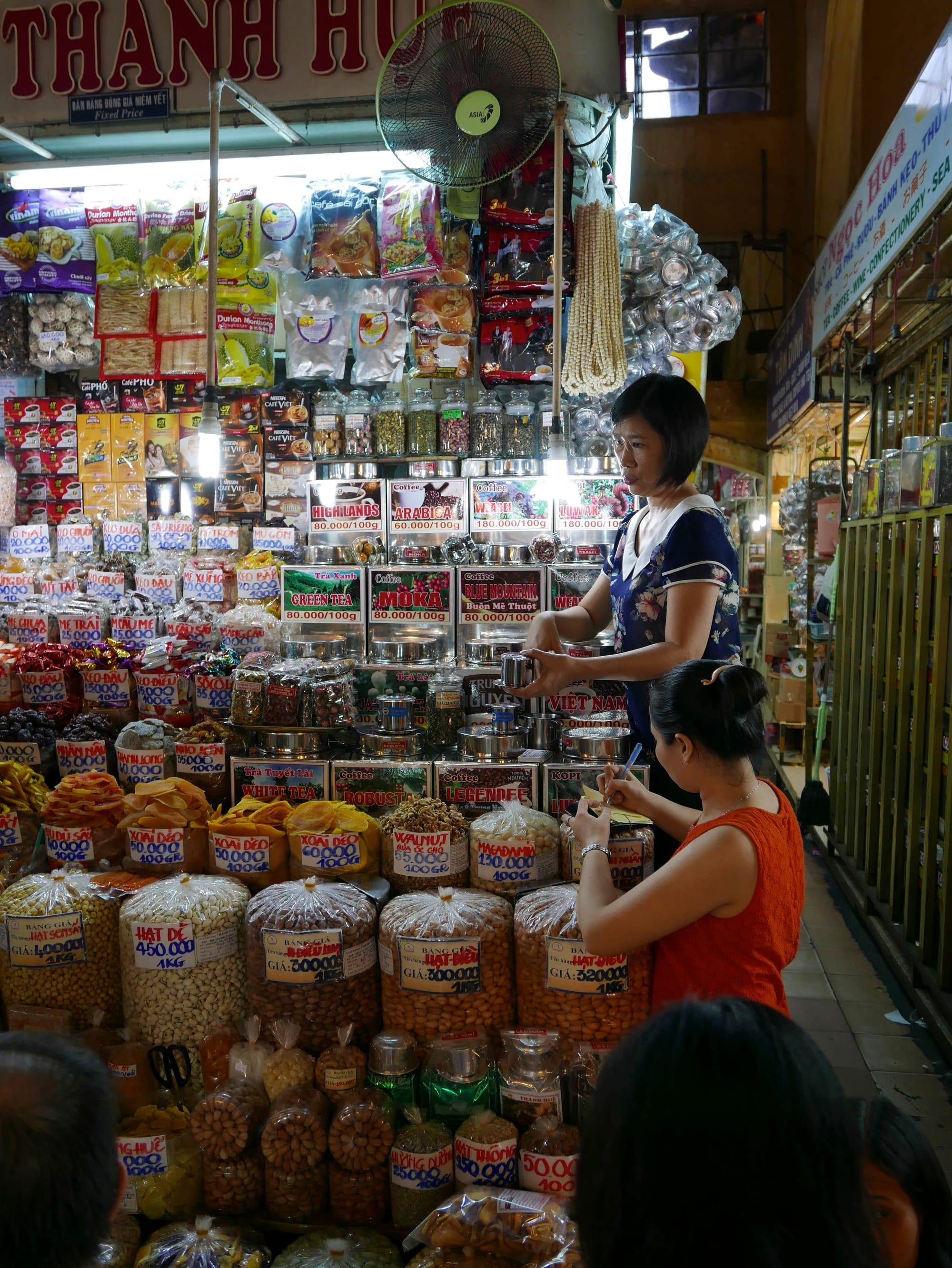 Photo by Author — Chợ Bến Thành (Ben Thanh Market), Lê Lợi (Bến Thành), Ho Chi Minh City (Saigon), Vietnam