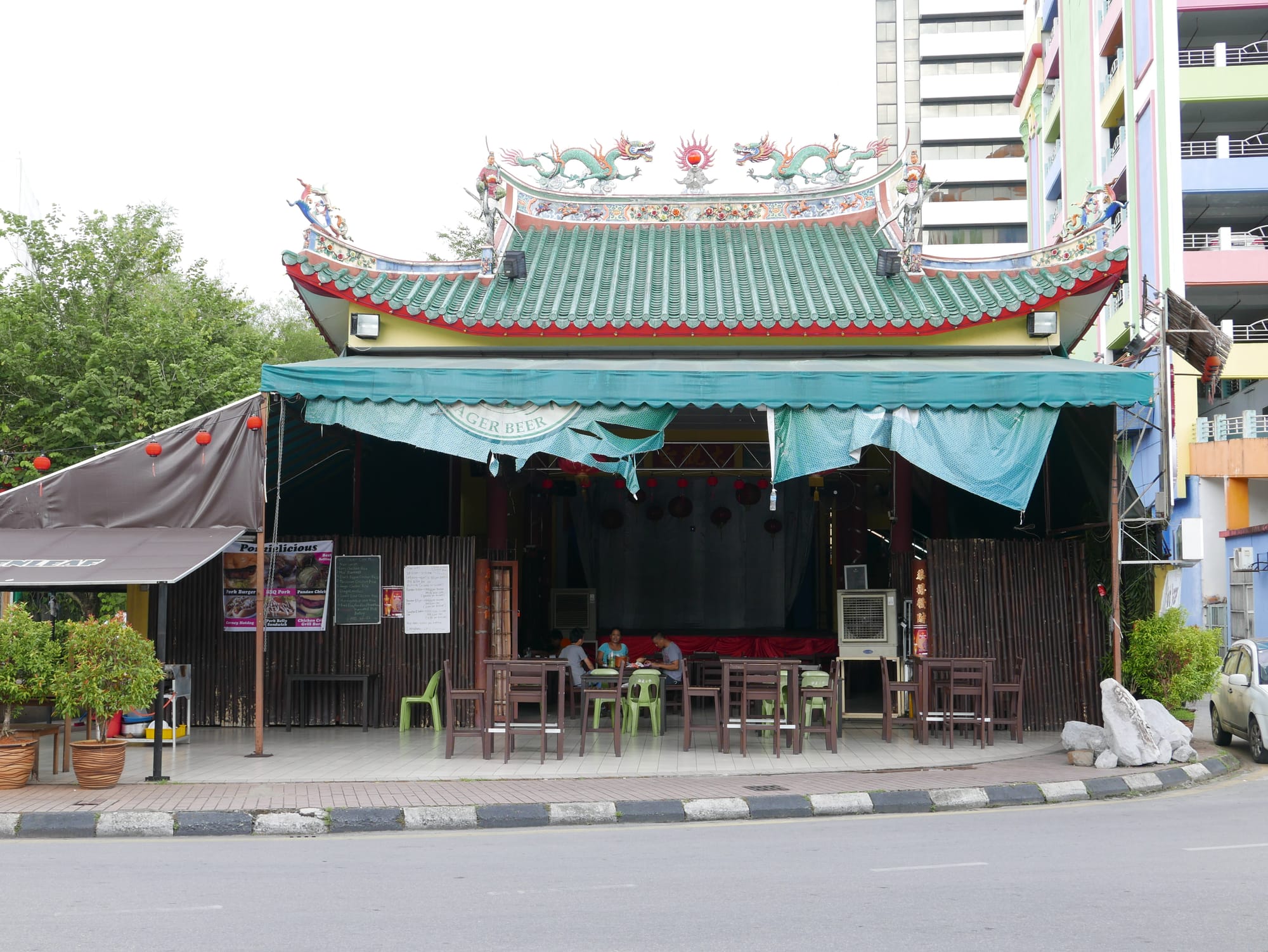 Photo by Author — Hong San Si Chinese Temple (广泽尊王神庙@风山寺), Kuching, Sarawak, Malaysia