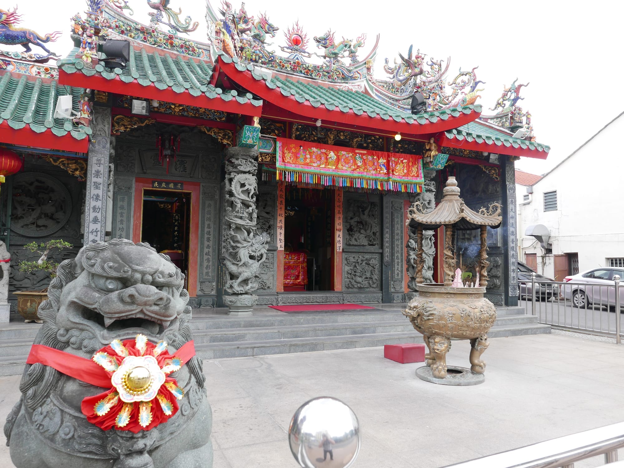 Photo by Author — Hong San Si Chinese Temple (广泽尊王神庙@风山寺), Kuching, Sarawak, Malaysia