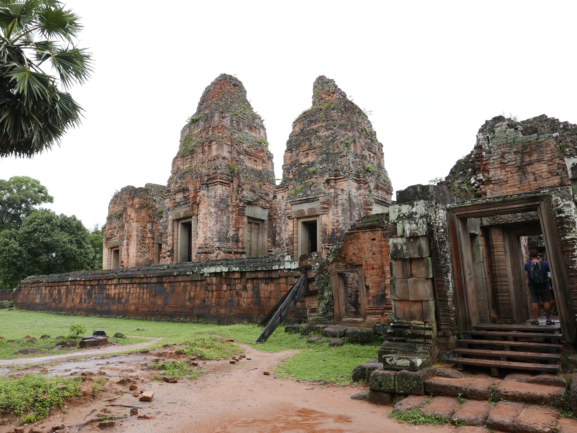 Photo by Author — Pre Rup (ប្រែរូប), Angkor Archaeological Park, Angkor, Cambodia