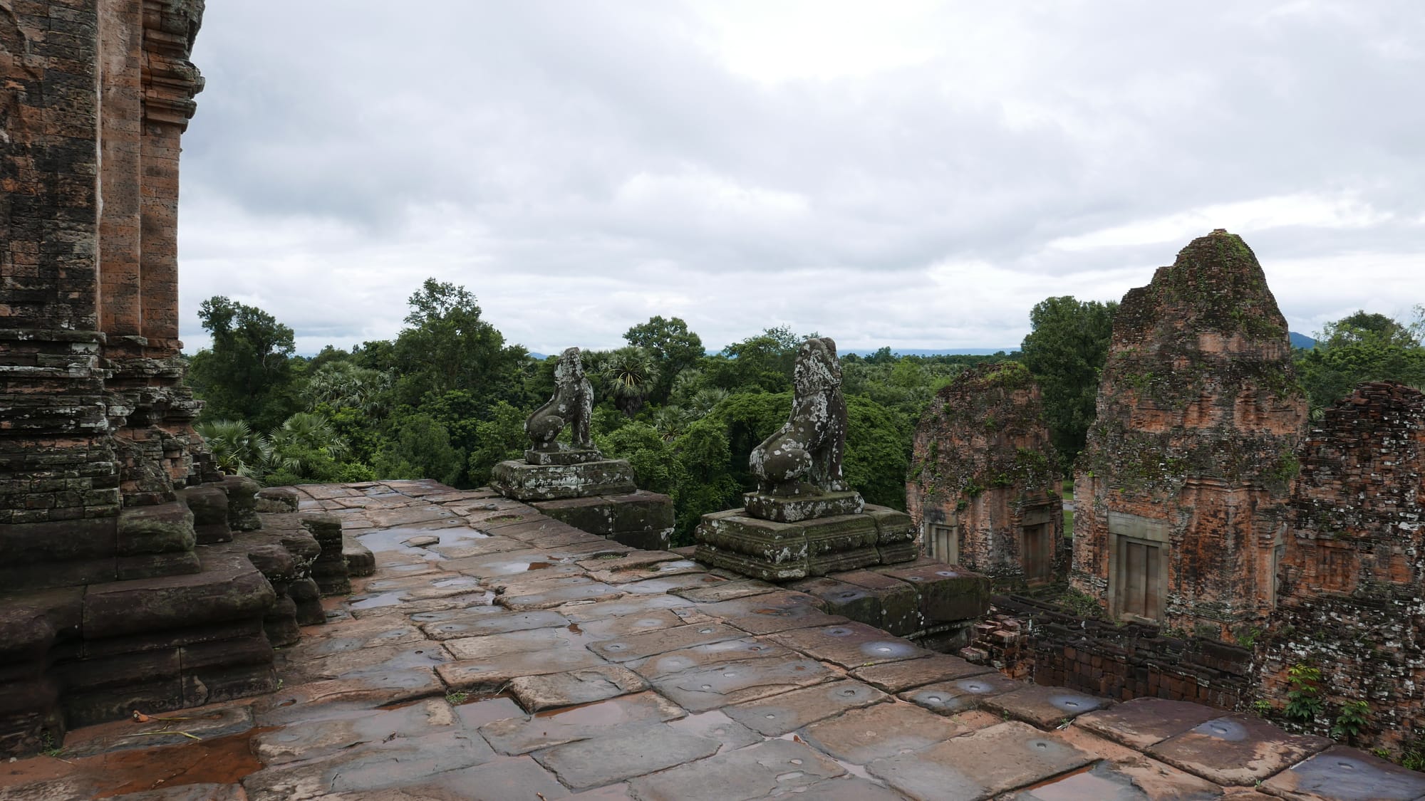 Photo by Author — Pre Rup (ប្រែរូប), Angkor Archaeological Park, Angkor, Cambodia