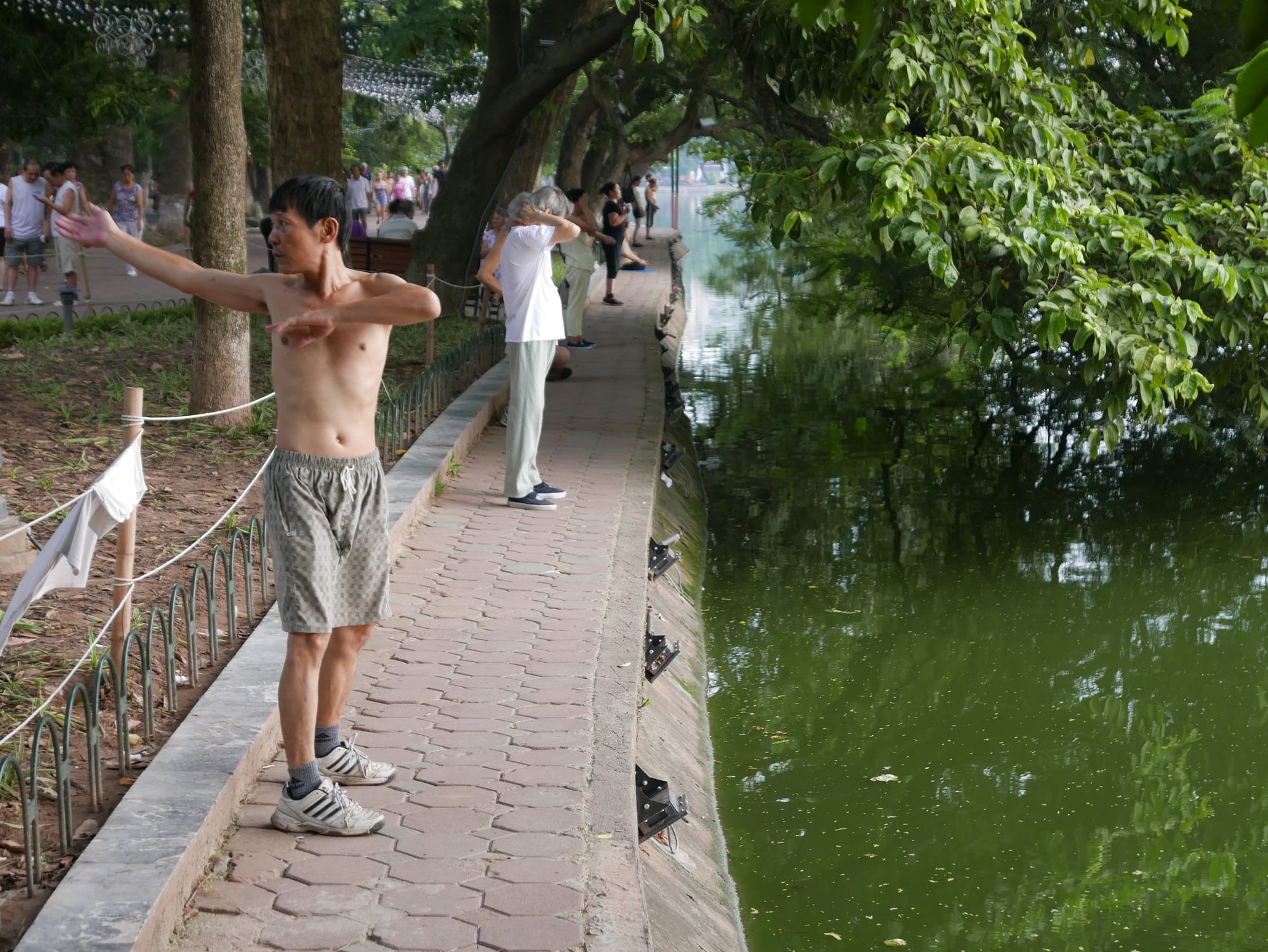 Photo by Author — Hồ Hoàn Kiếm (Hoan Kiem Lake), Đinh Tiên Hoàng (Lê Thái Tổ), Hoàn Kiếm, Thành Phố Hà Nội, Hanoi, Vietnam