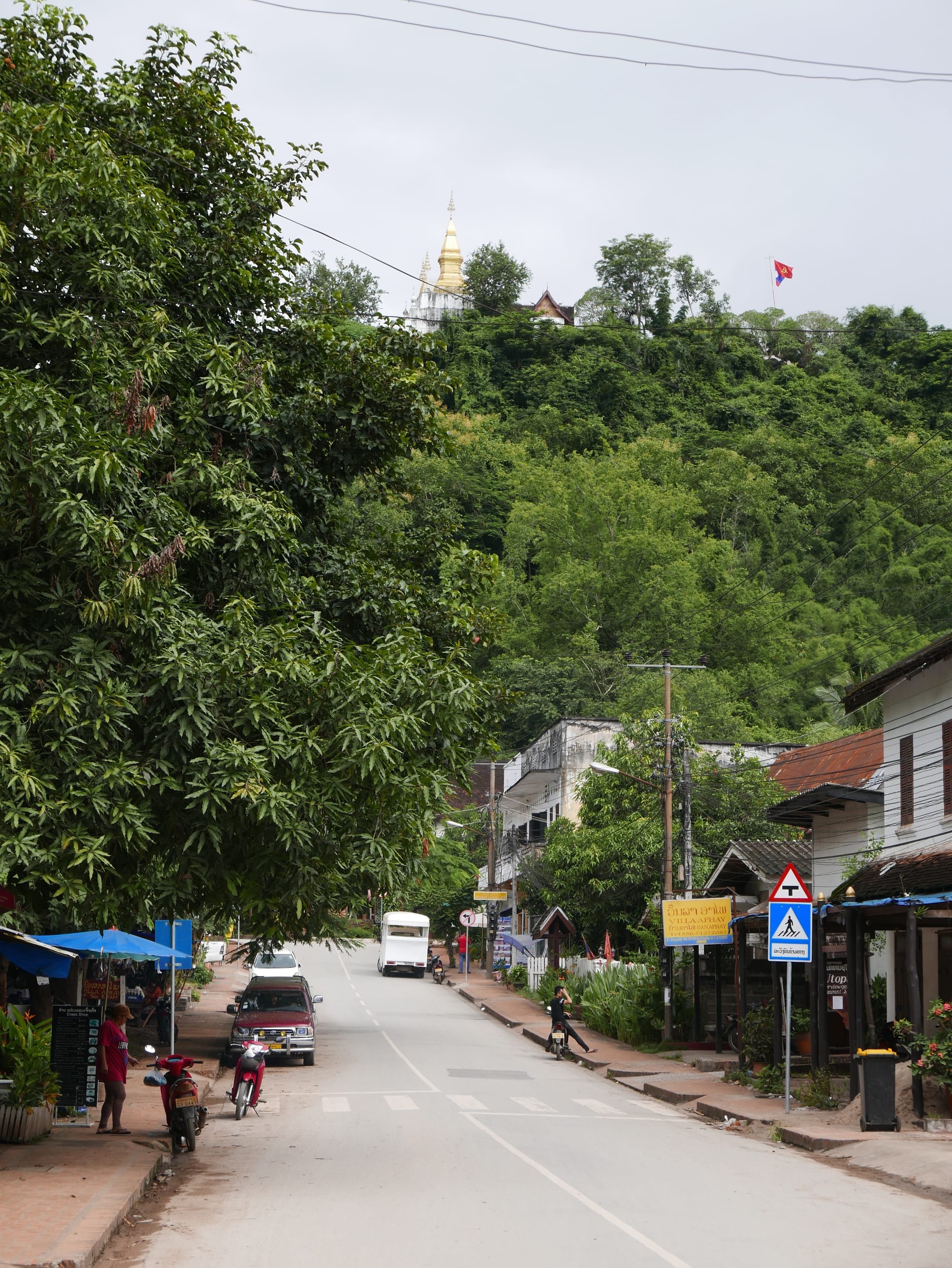 Photo by Author — approaching Mount Phousi, Luang Prabang (ຫລວງພະບາງ/ຫຼວງພະບາງ), Laos
