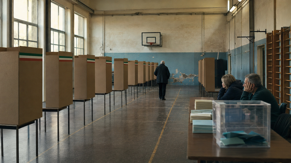 Il più grande partito italiano è quello di chi non vota