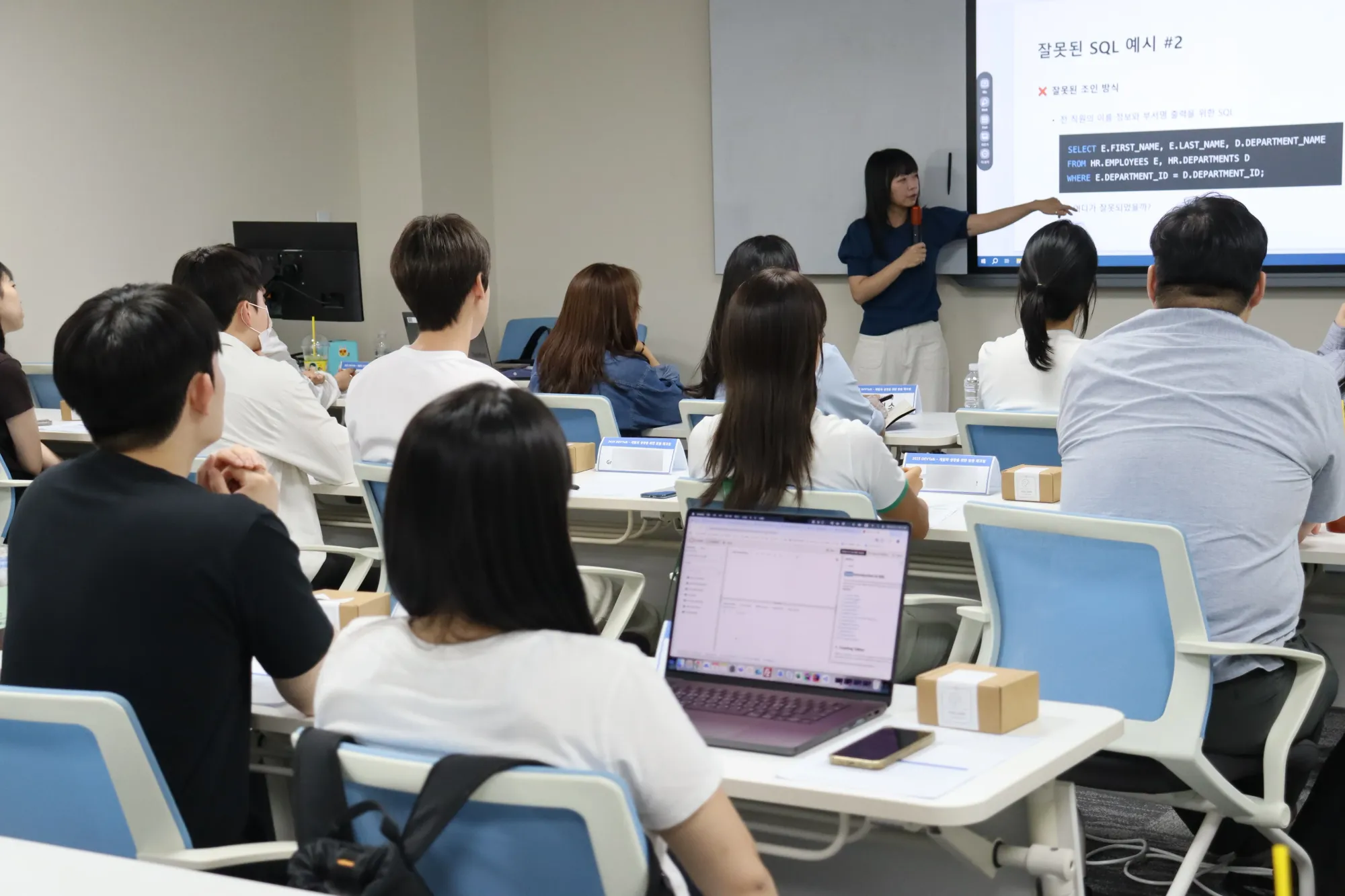 현대오토에버 Devtalk 디브리핑 현장