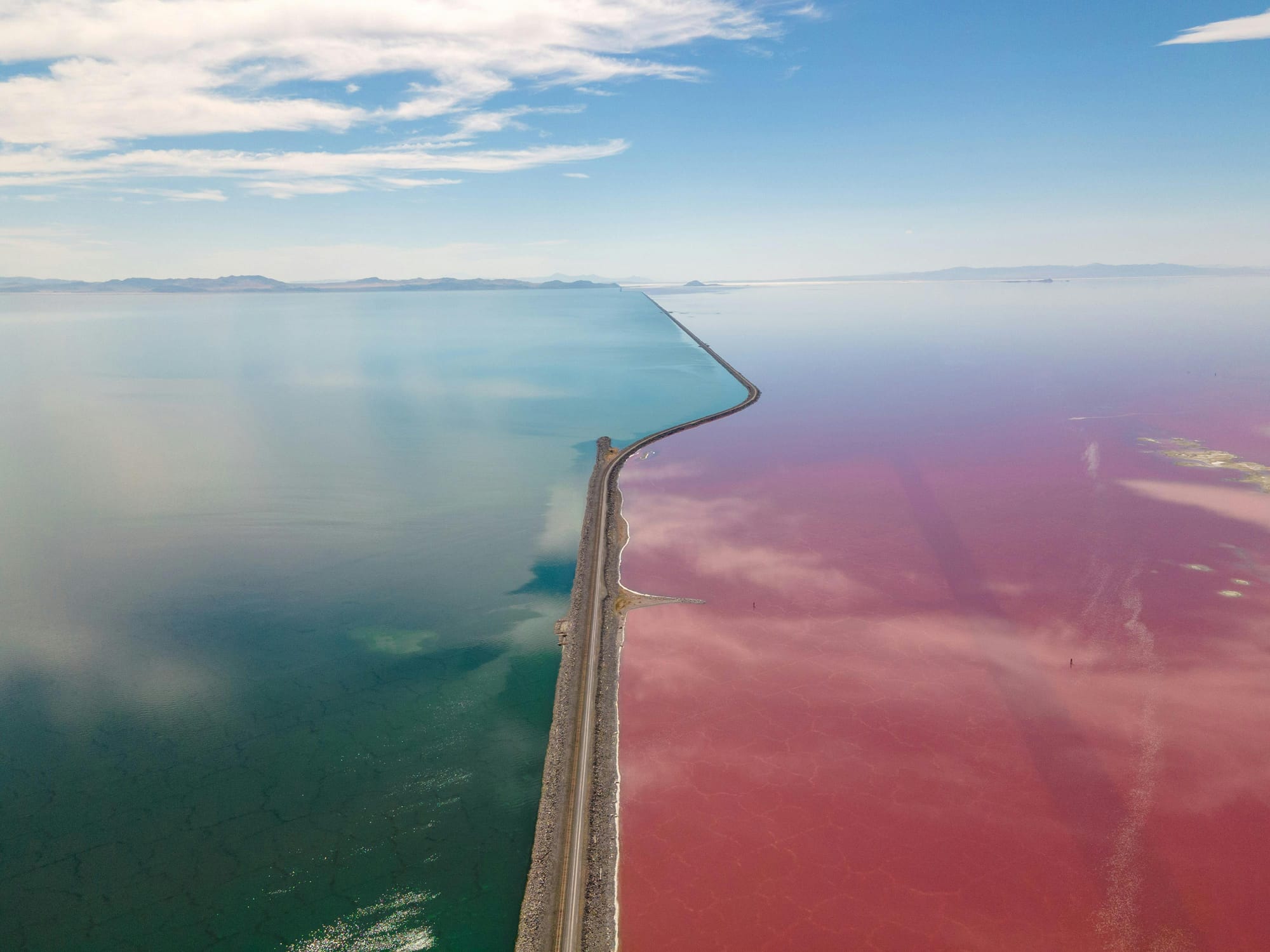 Railway Tracks Dividing Great Salt Lake in Utah, USA | Image: Urvish Oza, Pexels